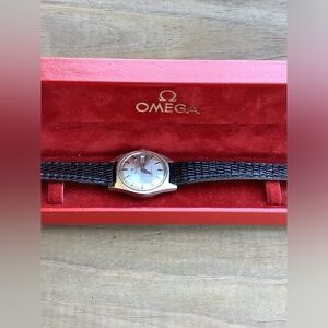 Ladies OMEGA GENEVE AUTOMATIC watch ❤️